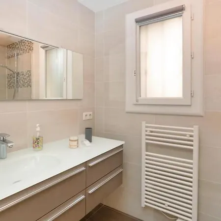 Villa 195m² Vue Parking
